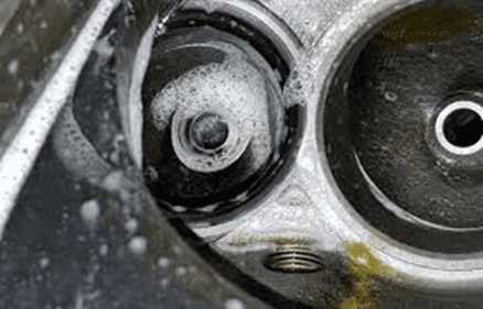 Последствия опрессовки двигателя: почему не стоит заниматься самостоятельным ремонтом?