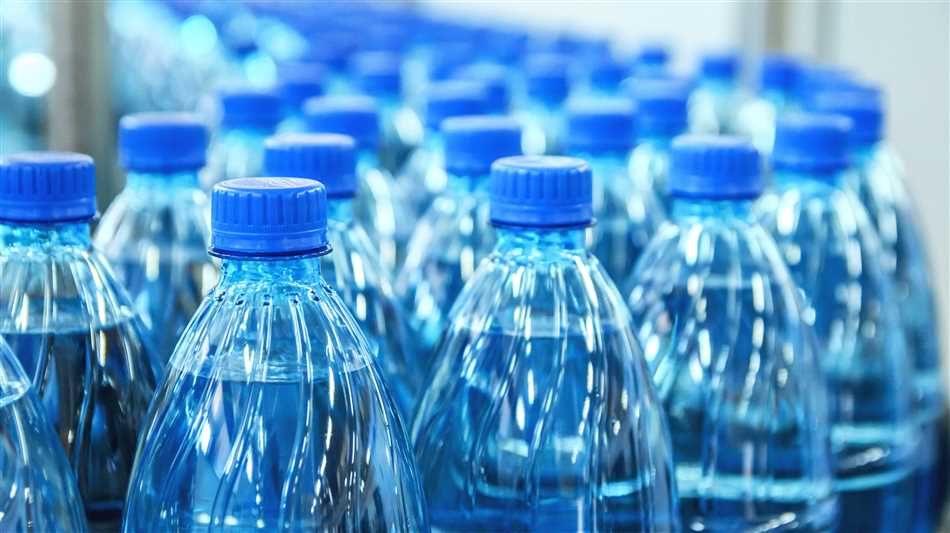 Почему бутилированная вода не портится