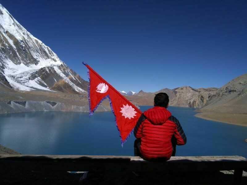 Символика флага Непала