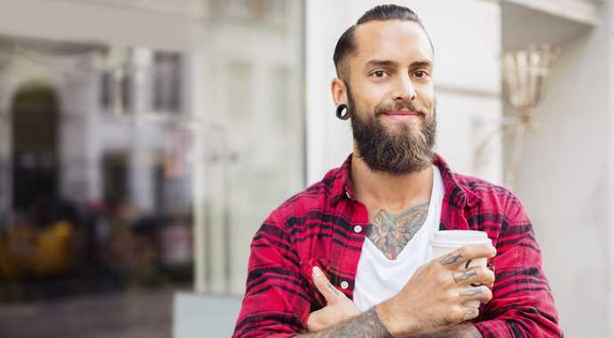 Психологи объясняют, почему мужчины отращивают бороду
